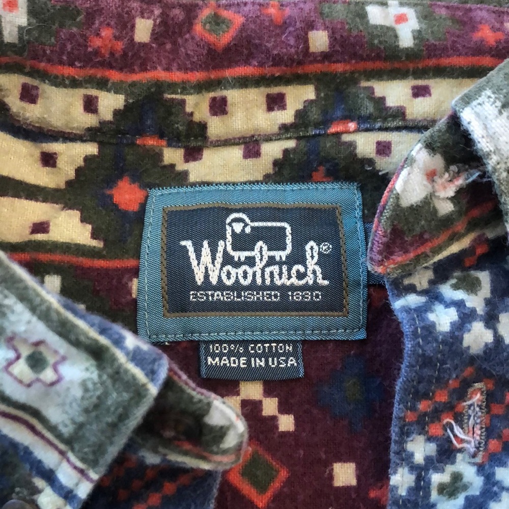 Woolrich long sleeved button down shirt